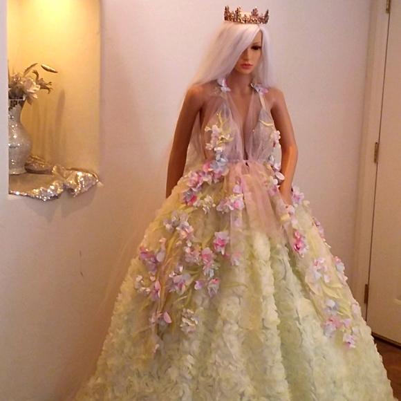 "HYACINTH" Watercolor Rainbow Flower Woodland Princess Wedding Ballgown Set - Picture 6 of 13